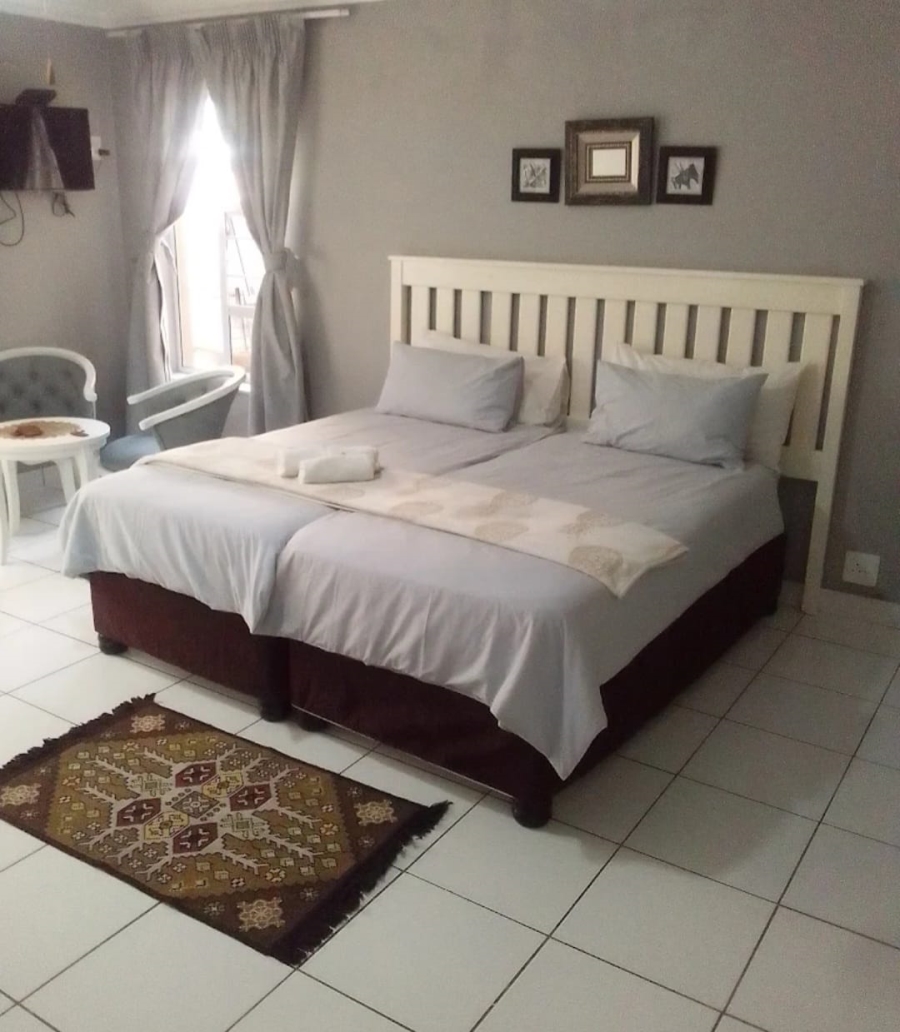 7 Bedroom Property for Sale in Quigney Eastern Cape